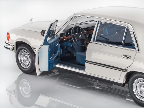 Automóvil a escala 450 SEL W 116 (1976-1980)