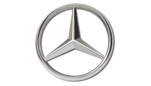 Un pin para decorar la camisa o el polo con la genuina estrella de Mercedes-Benz