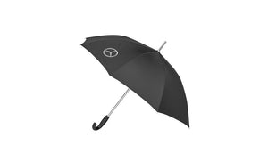 Paraguas oficial Mercedes-Benz de color negro y mango de aluminio